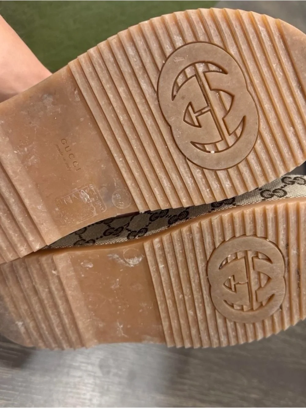 gucci slides